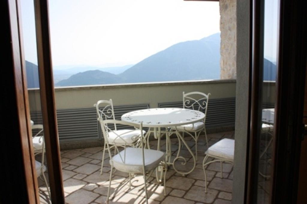 La Codarda Country House Pescosolido Kamer foto